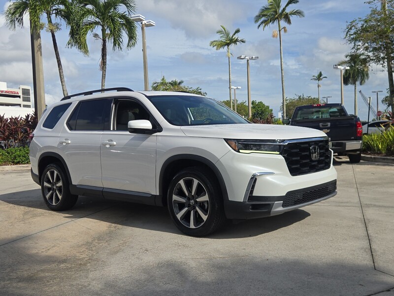 Used 2025 Honda Pilot TOURING in DAVIE, FLORIDA