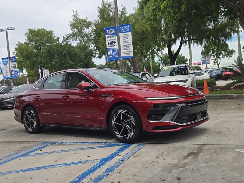 Used 2024 HYUNDAI SONATA SEL in DAVIE, FLORIDA