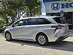 Used 2022 TOYOTA SIENNA XLE in DAVIE, FLORIDA (Photo 8)