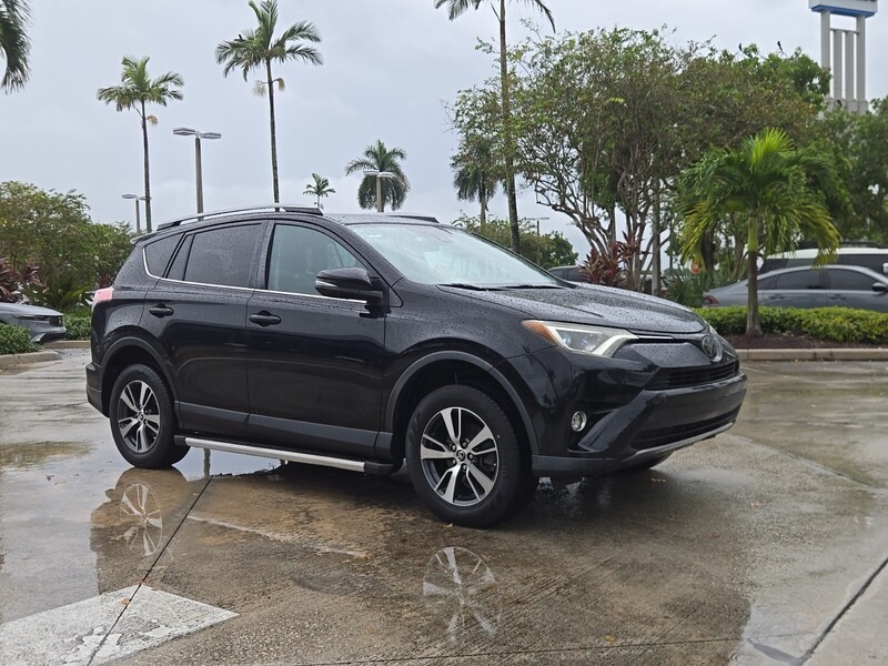 Used 2018 TOYOTA RAV4 XLE in DAVIE, FLORIDA