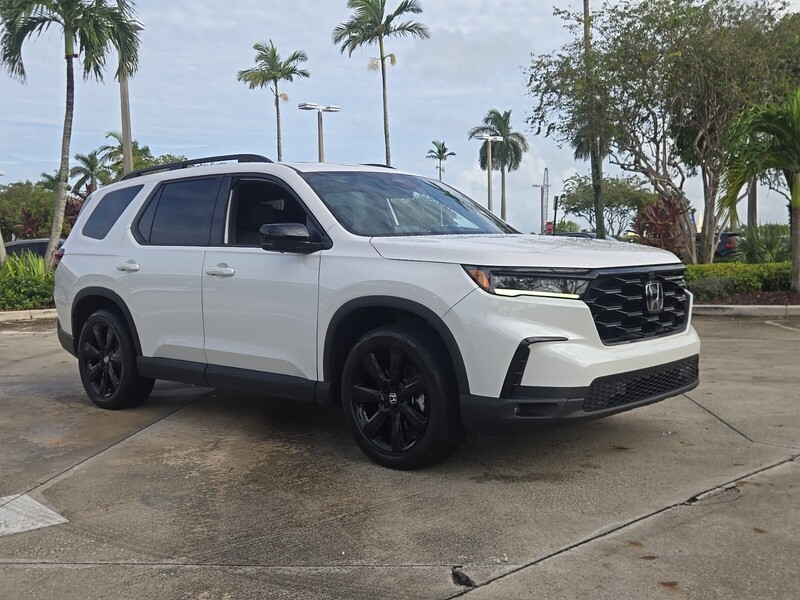 Used 2025 Honda Pilot BLACK EDITION in DAVIE, FLORIDA