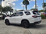 Used 2025 Honda Pilot TOURING in DAVIE, FLORIDA (Photo 7)