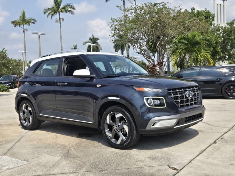 Used 2023 HYUNDAI VENUE LIMITED in DAVIE, FLORIDA