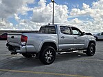 Used 2017 TOYOTA TACOMA SR5 in DAVIE, FLORIDA (Photo 4)
