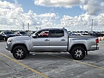 Used 2017 TOYOTA TACOMA SR5 in DAVIE, FLORIDA (Photo 7)