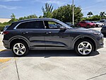 Used 2025 AUDI Q5 PREMIUM PLUS 2.0 TFSI QUATTRO in DAVIE, FLORIDA (Photo 3)