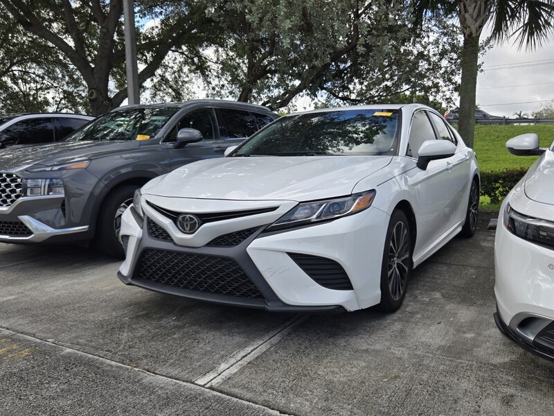Used 2018 TOYOTA CAMRY SE AUTO in DAVIE, FLORIDA