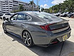 Used 2021 HYUNDAI SONATA SEL PLUS 1.6T in DAVIE, FLORIDA (Photo 5)