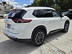 Used 2025 NISSAN ROGUE FWD PLATINUM in DAVIE, FLORIDA (Photo 6)