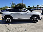 Used 2025 HYUNDAI TUCSON HYBRID SEL CONVENIENCE AWD in DAVIE, FLORIDA (Photo 3)