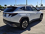 Used 2025 HYUNDAI TUCSON HYBRID SEL CONVENIENCE AWD in DAVIE, FLORIDA (Photo 7)