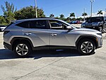 Used 2025 HYUNDAI TUCSON HYBRID SEL CONVENIENCE AWD in DAVIE, FLORIDA (Photo 3)