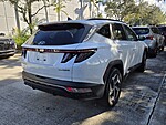 Used 2024 HYUNDAI TUCSON HYBRID SEL CONVENIENCE AWD in DAVIE, FLORIDA (Photo 4)