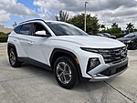 Used 2025 HYUNDAI TUCSON HYBRID BLUE AWD in DAVIE, FLORIDA (Photo 8)