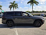 Used 2022 JEEP GRAND CHEROKEE L ALTITUDE 4X2 in DAVIE, FLORIDA (Photo 4)