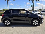 Used 2019 CHEVROLET TRAX FWD 4DR LS in DAVIE, FLORIDA (Photo 4)
