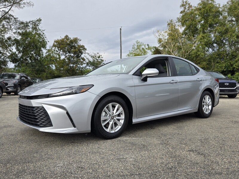 Used 2025 TOYOTA CAMRY LE in DAVIE, FLORIDA