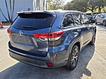 Used 2018 TOYOTA HIGHLANDER LE V6 AWD in DAVIE, FLORIDA (Photo 6)