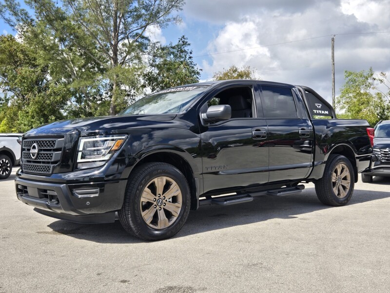Used 2024 NISSAN TITAN 4X4 CREW CAB SV in DAVIE, FLORIDA