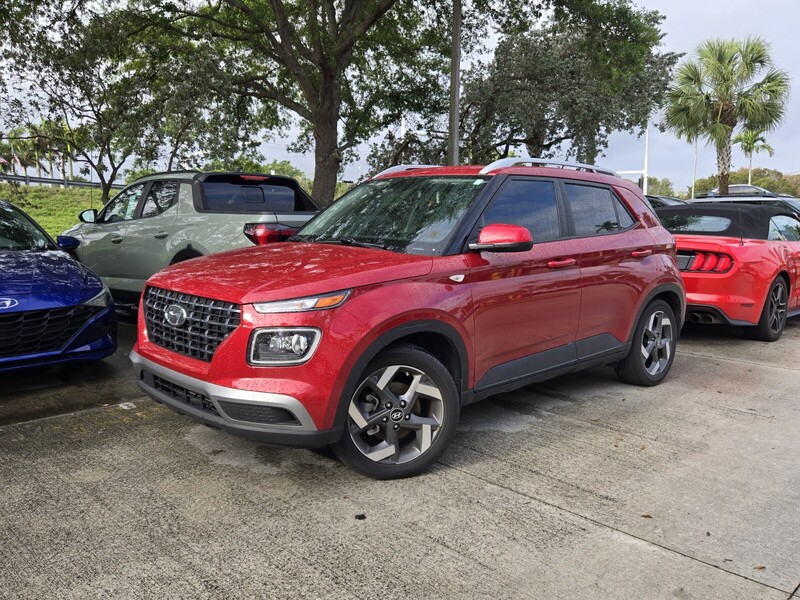 Used 2023 HYUNDAI VENUE LIMITED IVT in DAVIE, FLORIDA