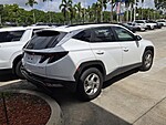 Used 2023 HYUNDAI TUCSON SEL FWD in DAVIE, FLORIDA (Photo 7)