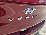 Used 2025 HYUNDAI VENUE LIMITED IVT in DAVIE, FLORIDA (Photo 14)