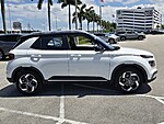 Used 2025 HYUNDAI VENUE LIMITED IVT in DAVIE, FLORIDA (Photo 5)