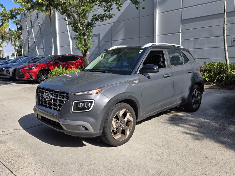 Used 2023 HYUNDAI VENUE LIMITED IVT in DAVIE, FLORIDA