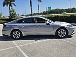 Used 2023 HYUNDAI SONATA SEL 2.5L in DAVIE, FLORIDA (Photo 5)