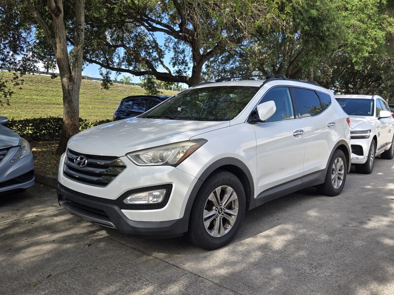 Used 2016 HYUNDAI SANTA FE FWD 4DR 2.4 in DAVIE, FLORIDA