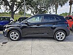 Used 2023 HYUNDAI KONA SEL AUTO FWD in DAVIE, FLORIDA (Photo 4)