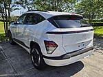Used 2024 HYUNDAI KONA ELECTRIC SEL FWD in DAVIE, FLORIDA (Photo 8)