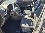 Used 2025 HYUNDAI VENUE LIMITED IVT in DAVIE, FLORIDA (Photo 10)