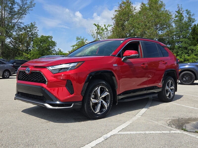 Used 2023 TOYOTA RAV4 SE in DAVIE, FLORIDA
