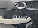 Used 2025 HYUNDAI VENUE SEL IVT in DAVIE, FLORIDA (Photo 25)