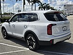 Used 2023 KIA TELLURIDE S AWD in DAVIE, FLORIDA (Photo 8)