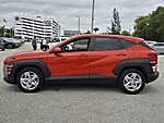 Used 2024 HYUNDAI KONA SE FWD in DAVIE, FLORIDA (Photo 3)