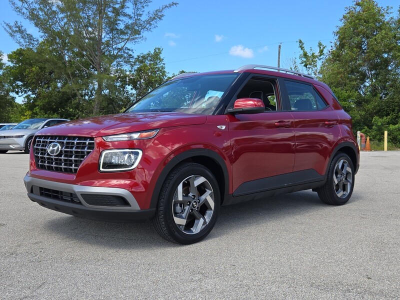 Used 2025 HYUNDAI VENUE LIMITED IVT in DAVIE, FLORIDA