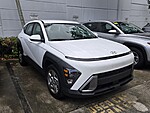 Used 2024 HYUNDAI KONA SE FWD in DAVIE, FLORIDA (Photo 4)