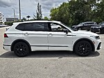 Used 2022 Volkswagen Tiguan 2.0T SE R-LINE BLACK FWD in DAVIE, FLORIDA (Photo 5)