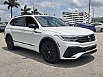 Used 2022 Volkswagen Tiguan 2.0T SE R-LINE BLACK FWD in DAVIE, FLORIDA (Photo 9)