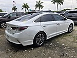 Used 2019 HYUNDAI SONATA LIMITED 2.0L in DAVIE, FLORIDA (Photo 6)
