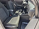 Used 2025 HYUNDAI VENUE SE IVT in DAVIE, FLORIDA (Photo 15)