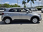 Used 2025 HYUNDAI VENUE SE IVT in DAVIE, FLORIDA (Photo 5)