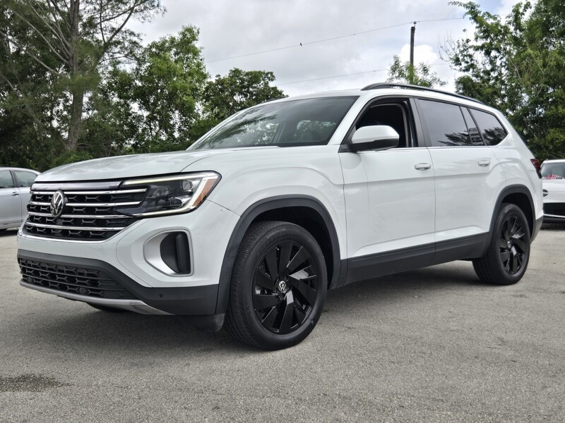 Used 2024 Volkswagen Atlas 2.0T SE W/TECHNOLOGY FWD in DAVIE, FLORIDA