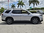 Used 2025 Honda Pilot SPORT AWD in DAVIE, FLORIDA (Photo 5)