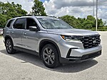 Used 2025 Honda Pilot SPORT AWD in DAVIE, FLORIDA (Photo 9)