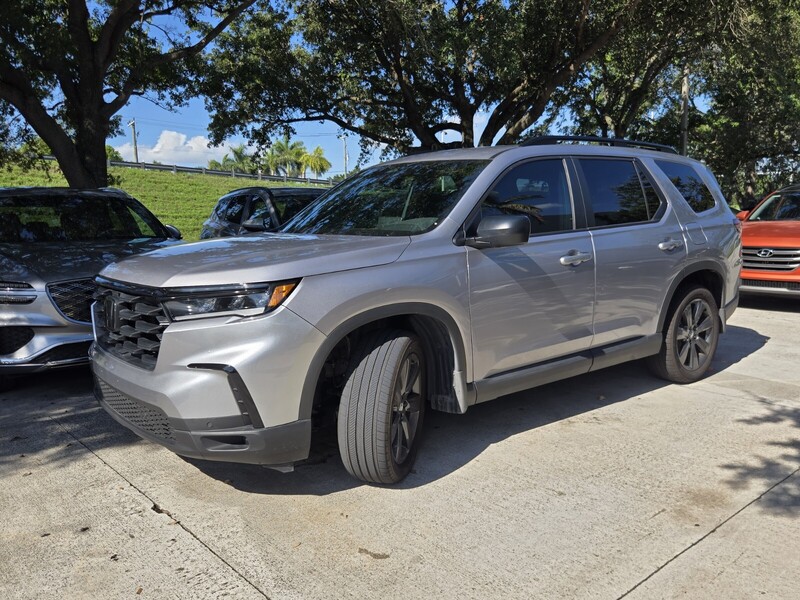Used 2025 Honda Pilot SPORT AWD in DAVIE, FLORIDA