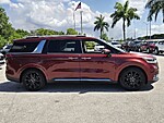 Used 2022 KIA CARNIVAL SX FWD in DAVIE, FLORIDA (Photo 5)