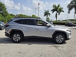 Used 2024 HYUNDAI TUCSON HYBRID BLUE AWD in DAVIE, FLORIDA (Photo 4)